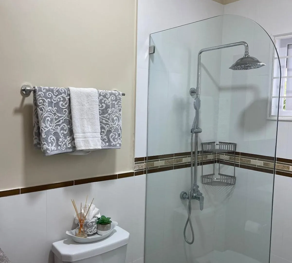 卢西Cozy Luxe At Oceanpointe别墅 度假居